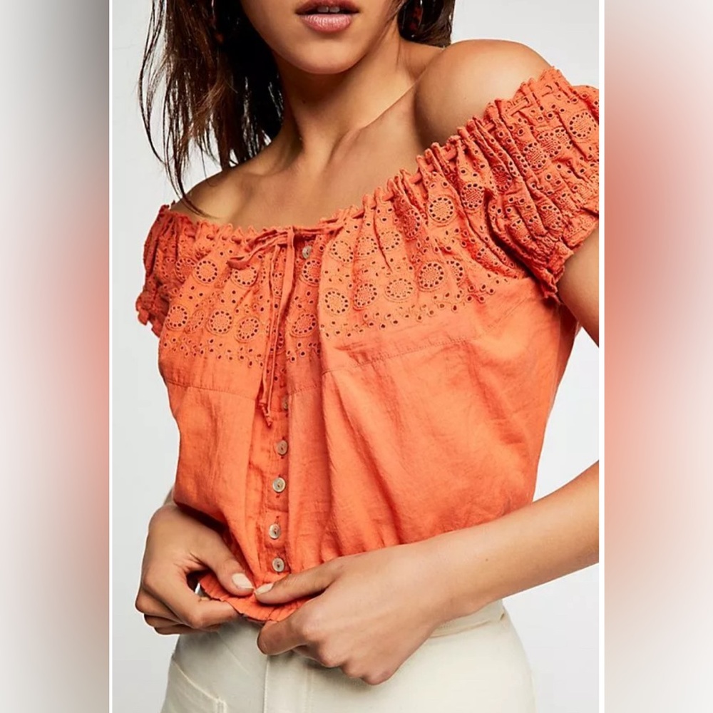 Free People Eyelet You A lot Crop - Picture 1 of 12